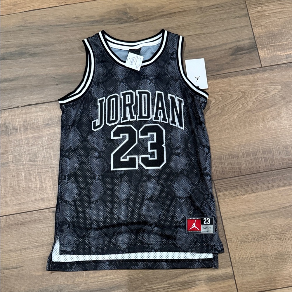 Jordan Black and White 23 Jersey snakeskin limited edition (youth)